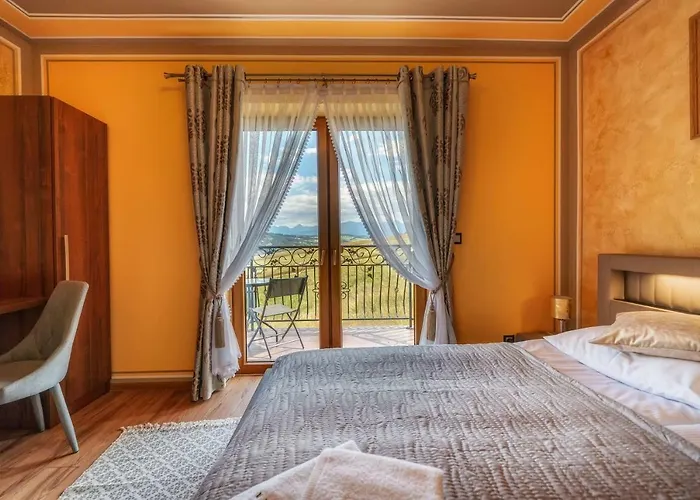 Проживание в семье U Kowola